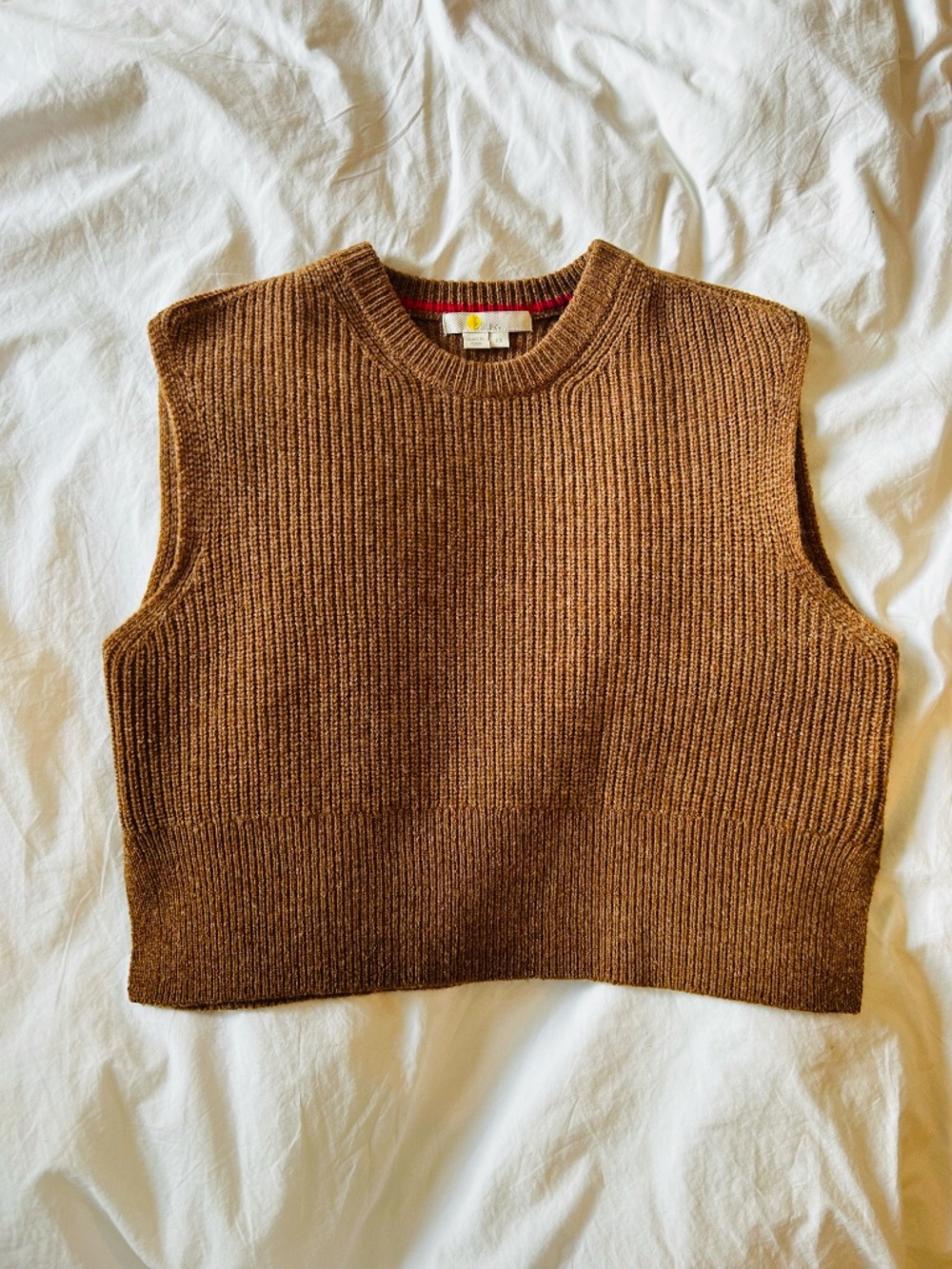 Boden Cropped Ribbed Wool Sweater Vest